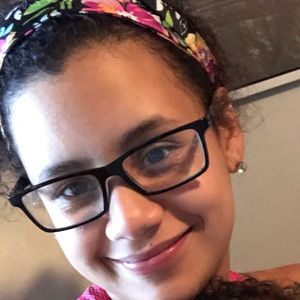 Meet your Posher, Denise